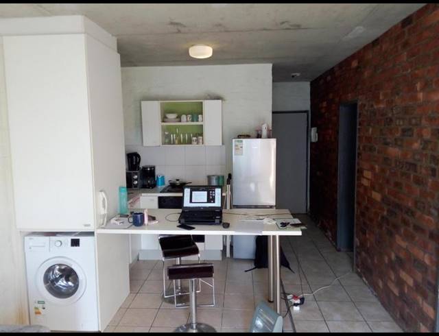 2 BEDROOM PROPERTY TO RENT IN BROOKLYN